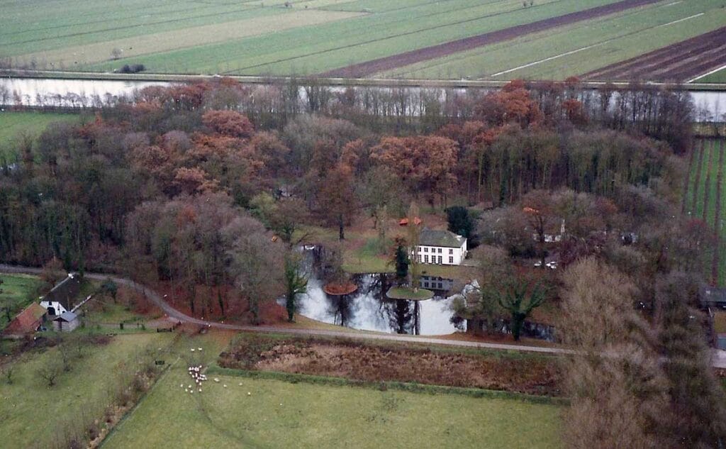 Wickenburgh – Houten Wickenburgh – Houten
